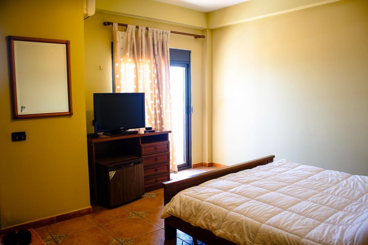 Hotel La Quercia Durrës Eksteriør bilde